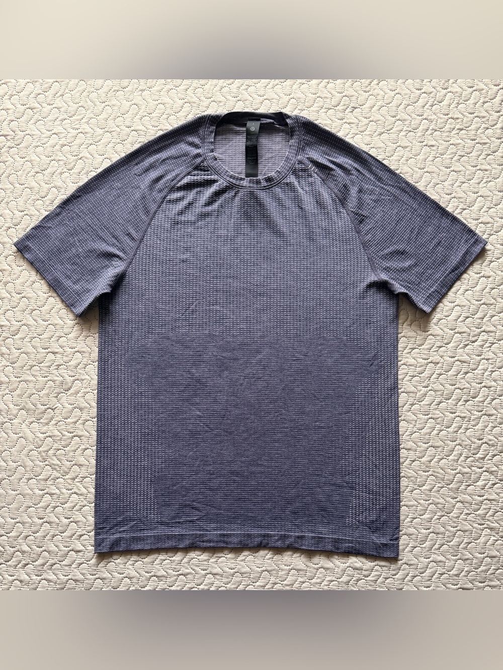 Lululemon Metal Vent Tech Shirt Men’s Small Heathered Purple Short Sleeve